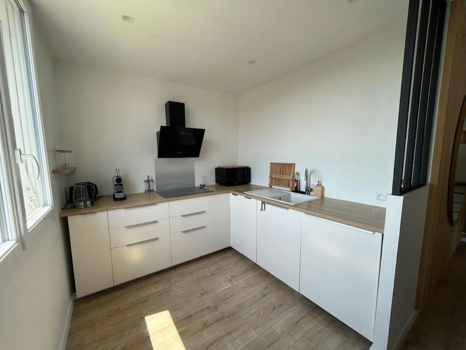 Apartament Le Calme - Design - Vue Panoramique Sur La Saone Caluire-et-Cuire Zewnętrze zdjęcie