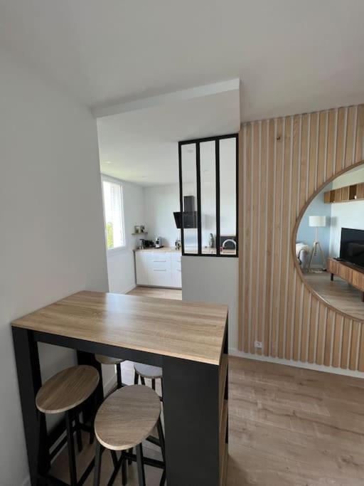Apartament Le Calme - Design - Vue Panoramique Sur La Saone Caluire-et-Cuire Zewnętrze zdjęcie